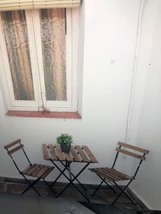 Sebastian Elcano, Apartamento Para 2 Con Terraza, Metro Embajadores Madrid Dış mekan fotoğraf