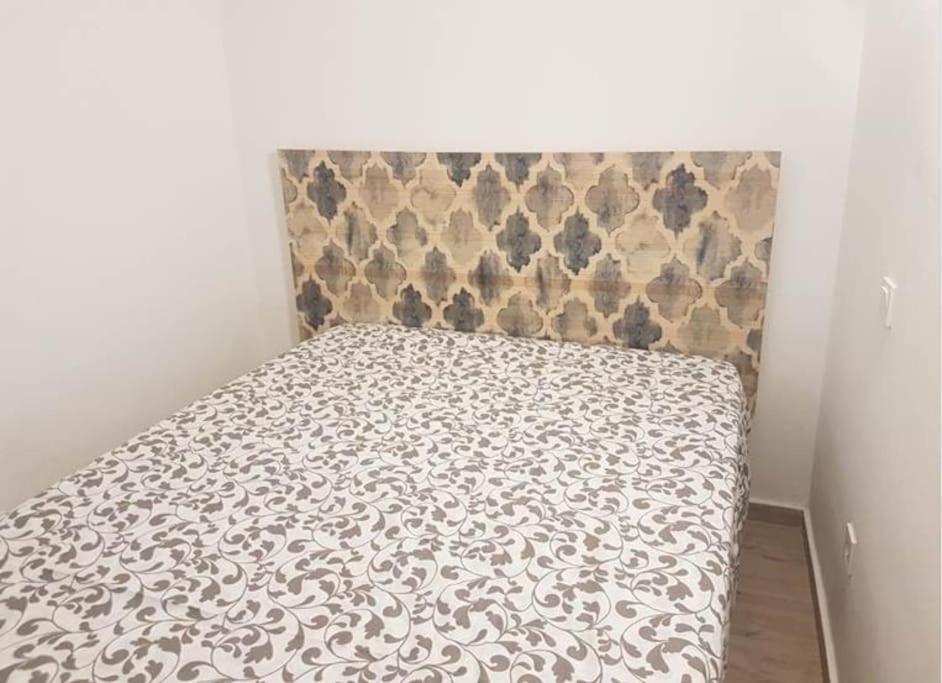 Sebastian Elcano, Apartamento Para 2 Con Terraza, Metro Embajadores Madrid Dış mekan fotoğraf